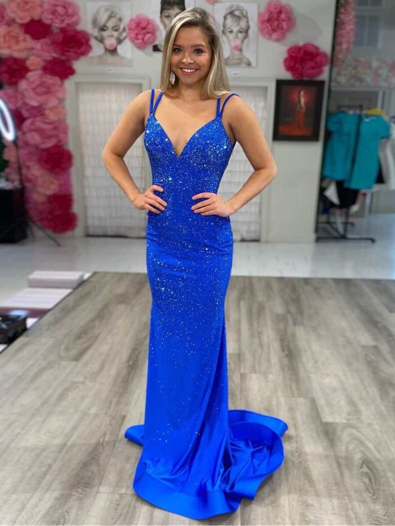 Vestido de fiesta de jersey con cuentas y escote en V de sirena