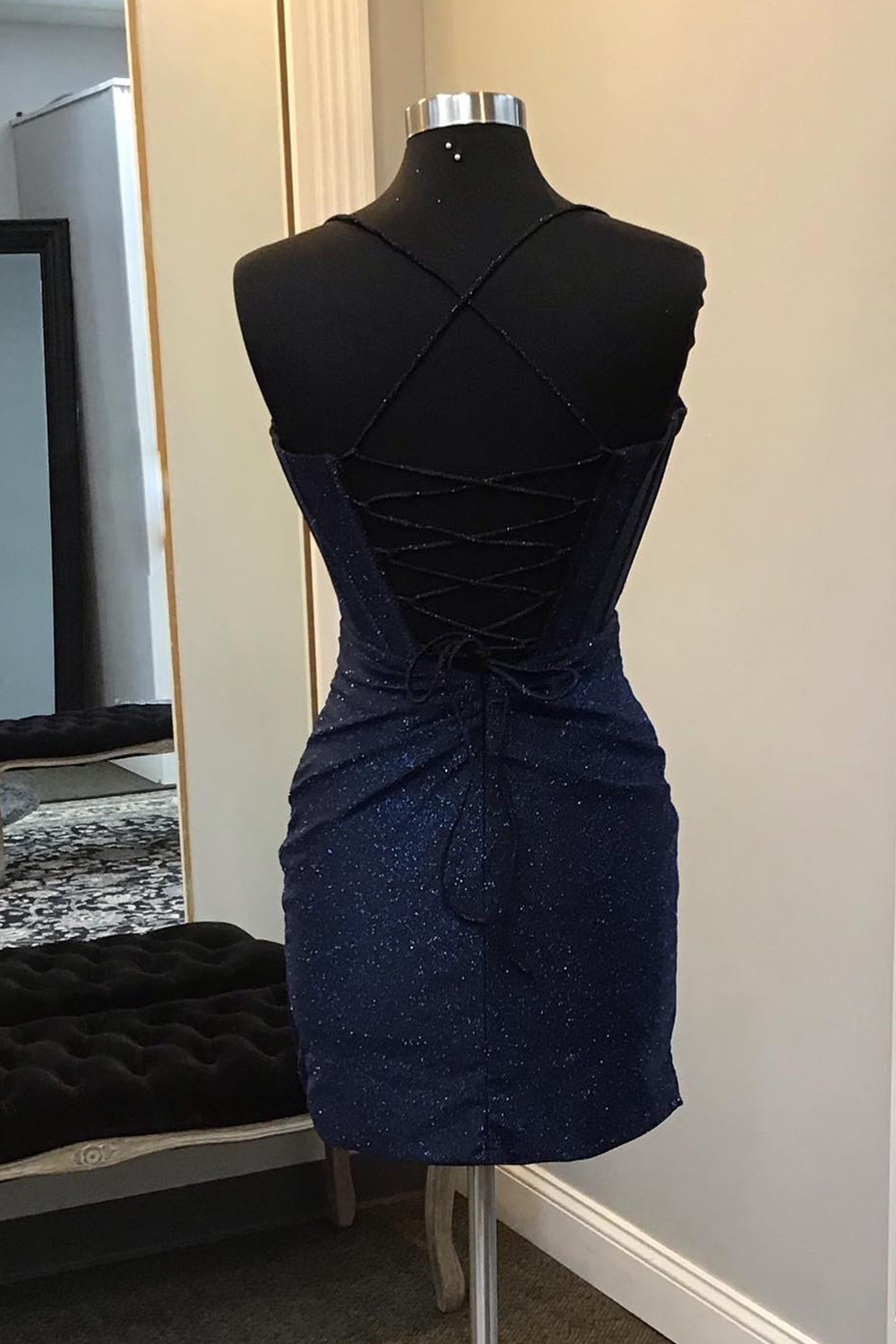 Jersey-Homecoming-Kleid im Etui-Stil mit Perlen