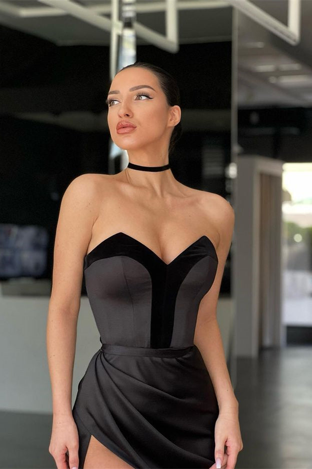 Stunning Black Long Sweetheart Mermaid Prom Gown with Split