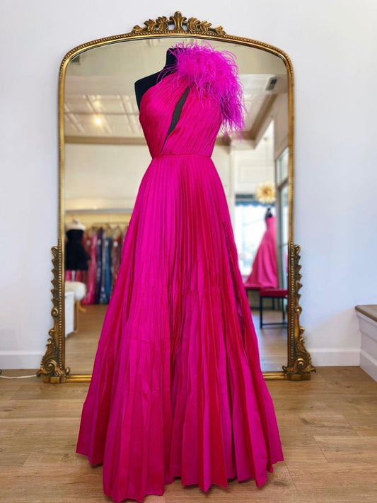 Vestido de fiesta de tafetán con un solo hombro y corte en A plisado