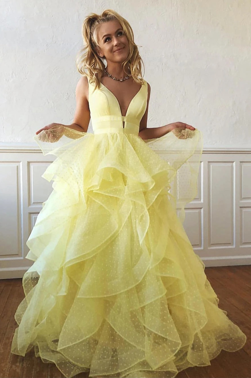 Roycebridal Teagan | Vestido de fiesta largo con escote en V, corte A y volantes en cascada