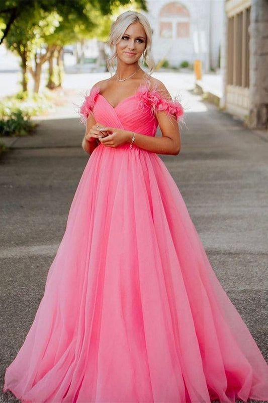 Vestido de fiesta largo color coral con hombros descubiertos