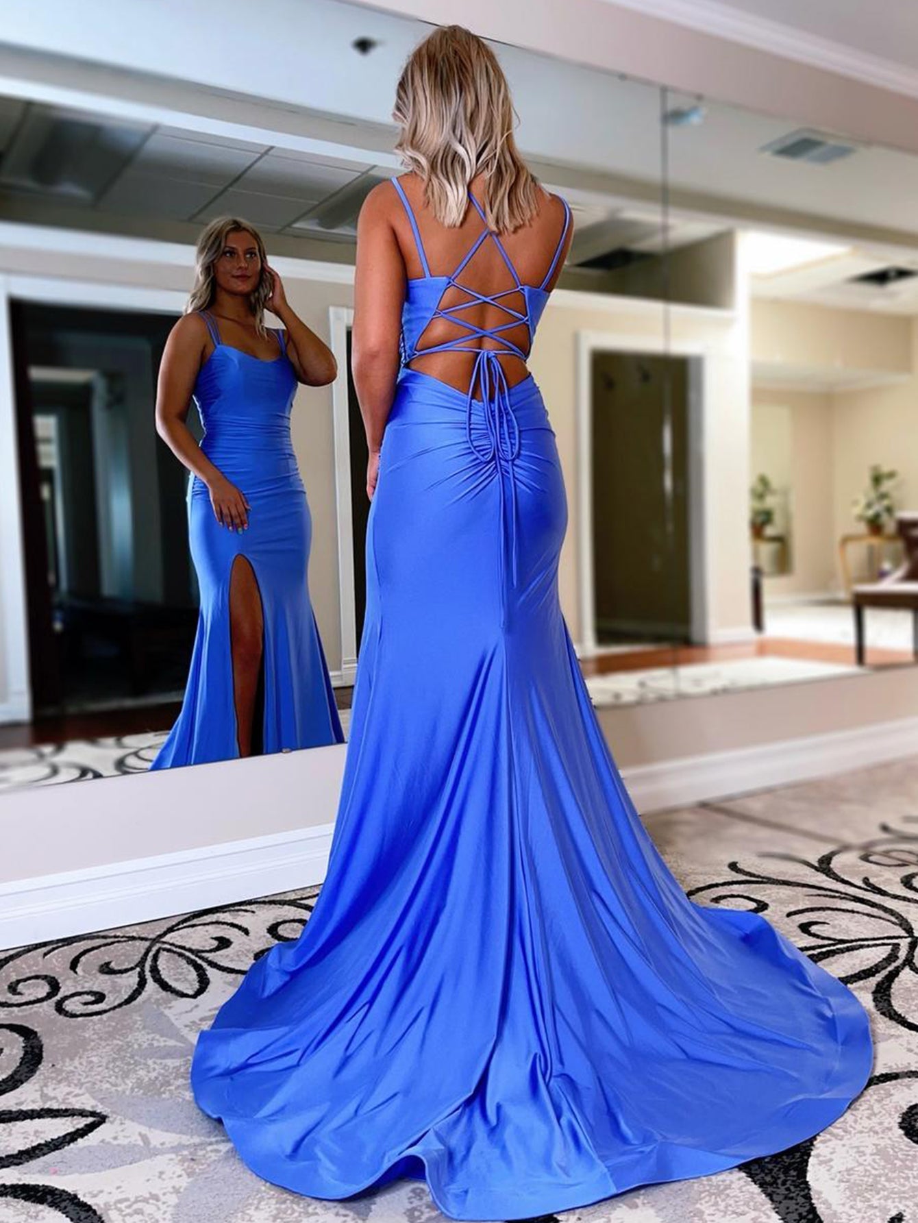 Vestido de fiesta de jersey con tirantes finos y corte sirena