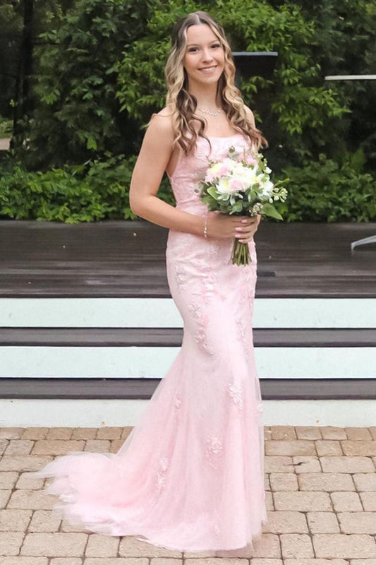 Vestido de fiesta largo de sirena con tirantes y apliques