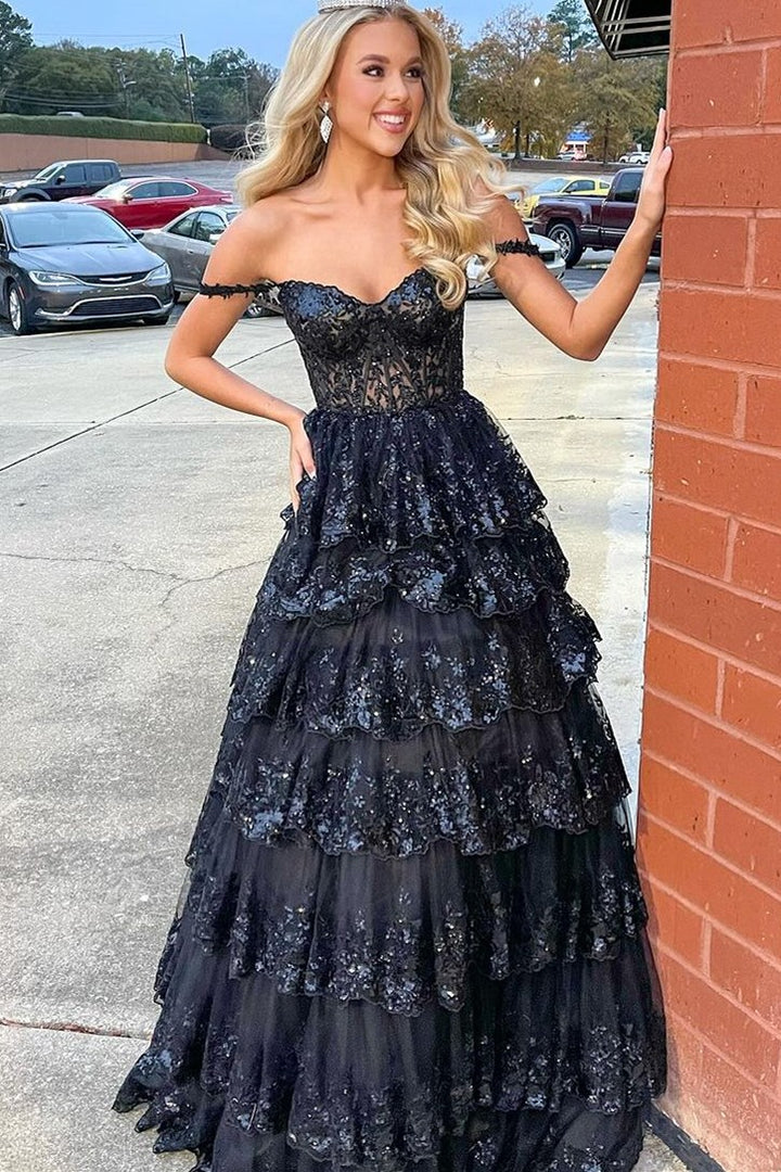 Vestido de fiesta de princesa con encaje y lentejuelas y hombros descubiertos