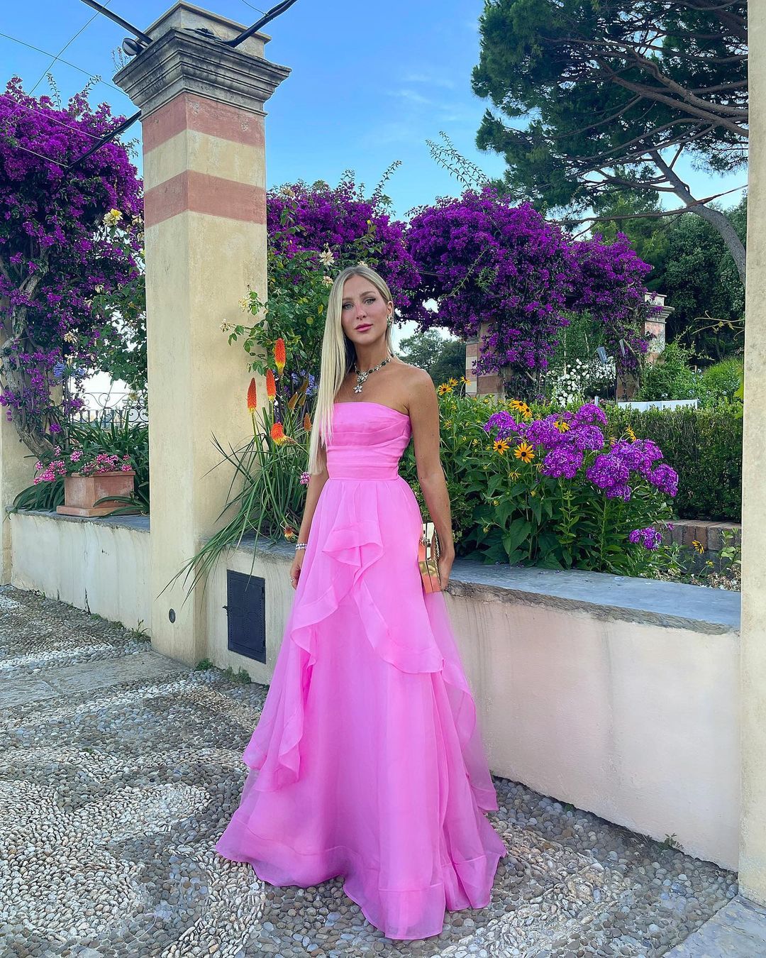 Hellrosa A-Linien-Ballkleid aus Organza ohne Träger
