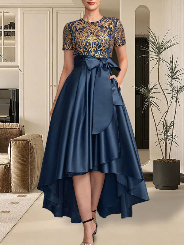 Vestido de madre de la novia de satén con lentejuelas, encaje y escote redondo asimétrico con lazo