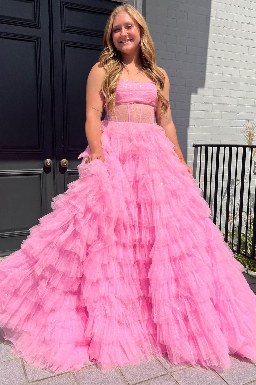 Roycebridal Aubriella | Vestido de fiesta de tul brillante con volantes, corte A y corsé sin tirantes