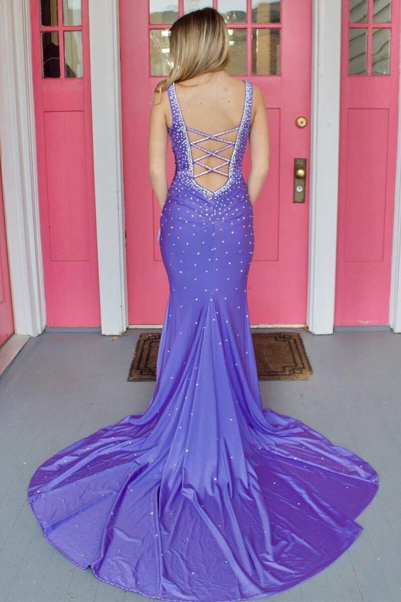 Elle | Vestido de fiesta de satén con cuentas, escote en V y espalda cruzada, estilo sirena