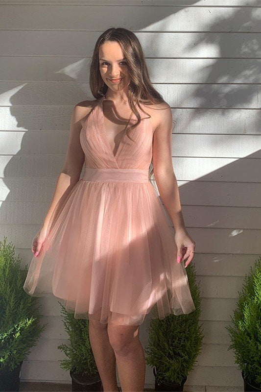 A-Linien-Heimkehrkleid aus Tüll in Blush mit tiefem V-Ausschnitt