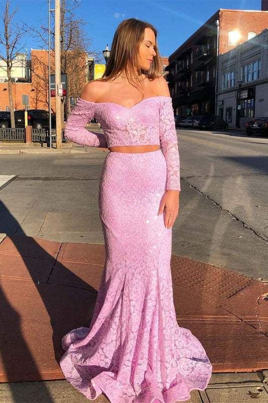 Vestido de fiesta largo de encaje rosa con hombros descubiertos