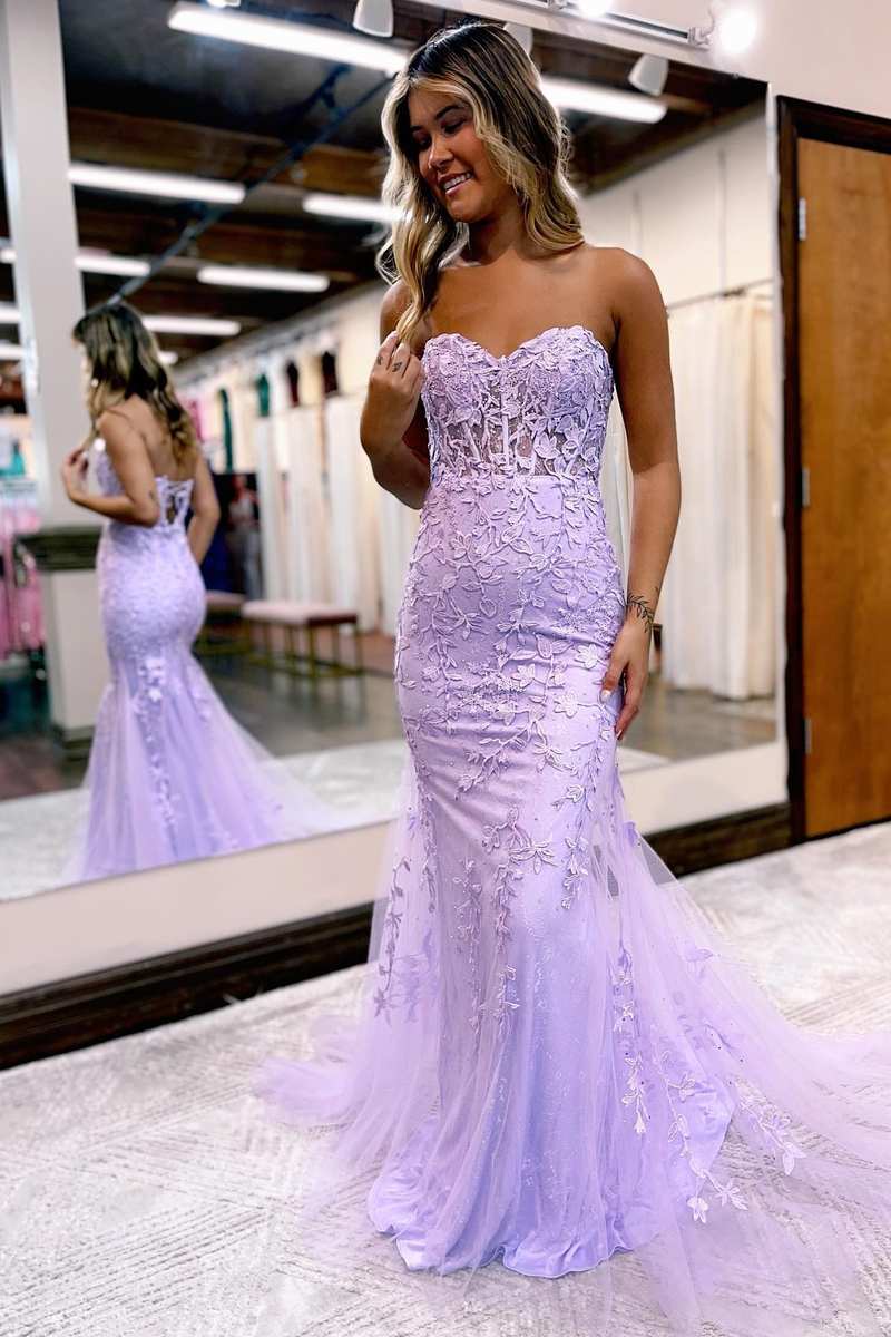 Vestido de fiesta de tul con encaje y escote corazón de sirena
