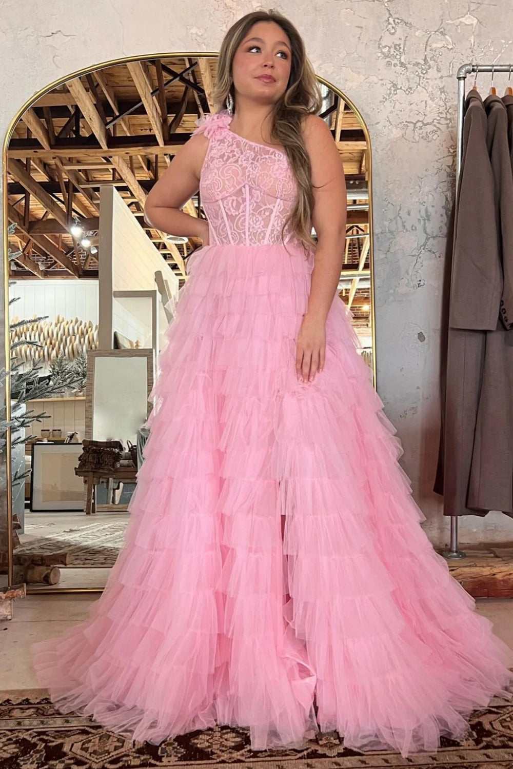 Roycebridal Kinsley | Vestido de fiesta largo con escote en A y un hombro escalonado