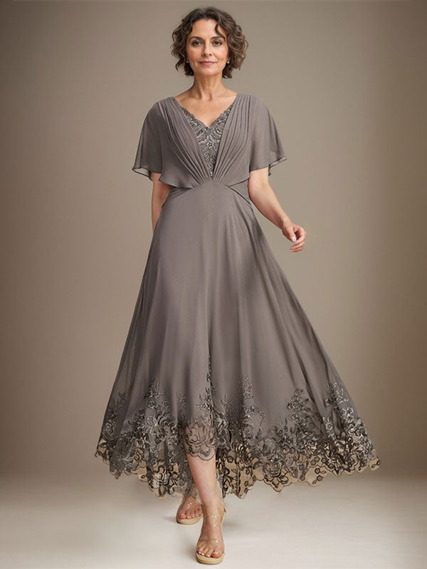A-Linie V-Ausschnitt Asymmetrisches Spitzen-Chiffon-Kleid für die Brautmutter mit Plissee