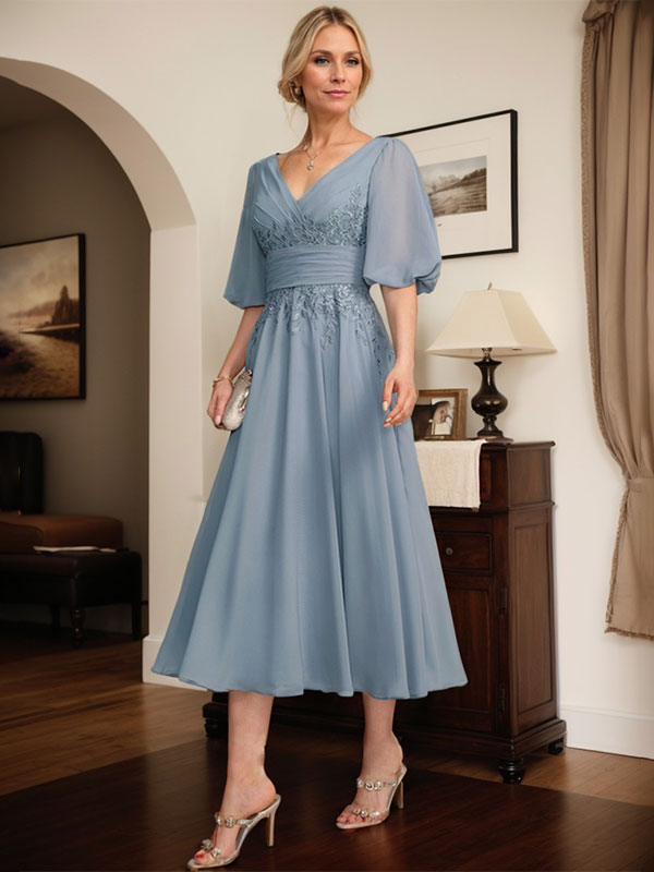 A-Linie V-Ausschnitt Wadenlanges Chiffon-Kleid für die Brautmutter mit Plissee
