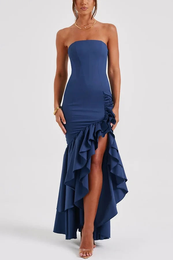 Sexy schulterfreies, schmal geschnittenes Maxikleid mit unregelmäßigem Saum