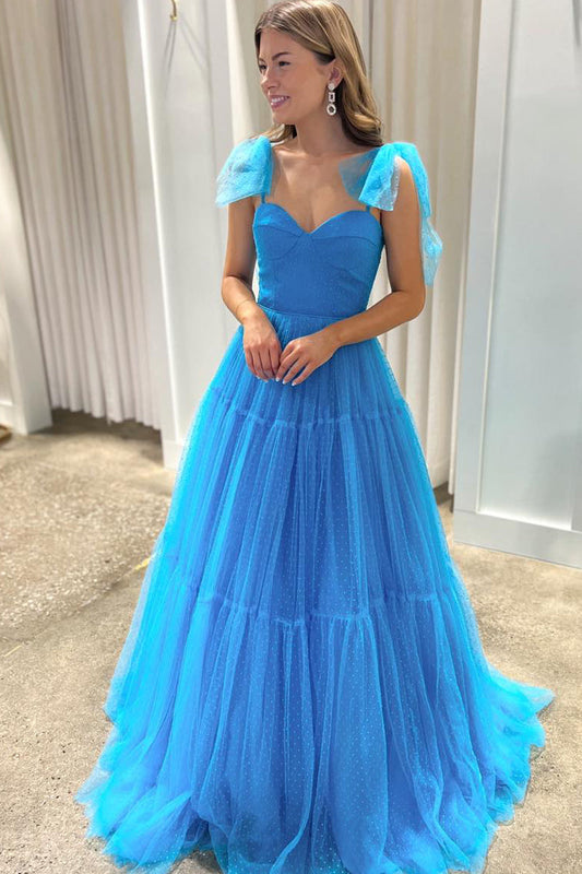 Vestido de fiesta largo de tul con tirantes finos y escote en forma de A