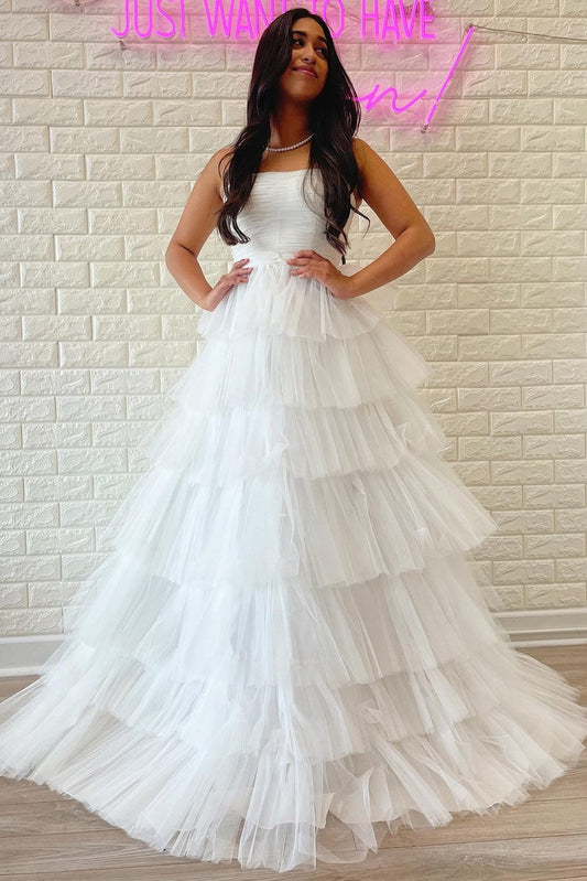 Vestido de fiesta de tul escalonado, sin tirantes y con volantes, corte A