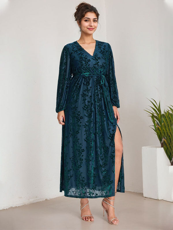 A-Linie V-Ausschnitt Lange Ärmel Samt Wadenlanges Kleid für die Brautmutter mit Schlitz