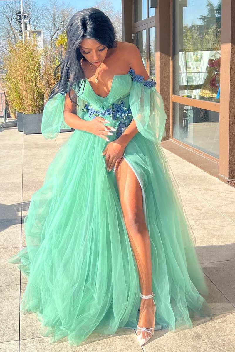 Schulterfreies, langes A-Linien-Ballkleid aus Tüll mit 3D-Blumenspitze