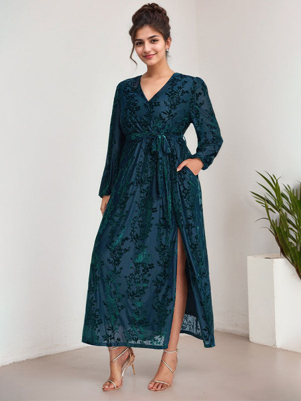 A-Linie V-Ausschnitt Lange Ärmel Samt Wadenlanges Kleid für die Brautmutter mit Schlitz