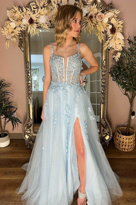 Vestido de fiesta de corte A con escote dividido y encaje floral azul claro con abertura