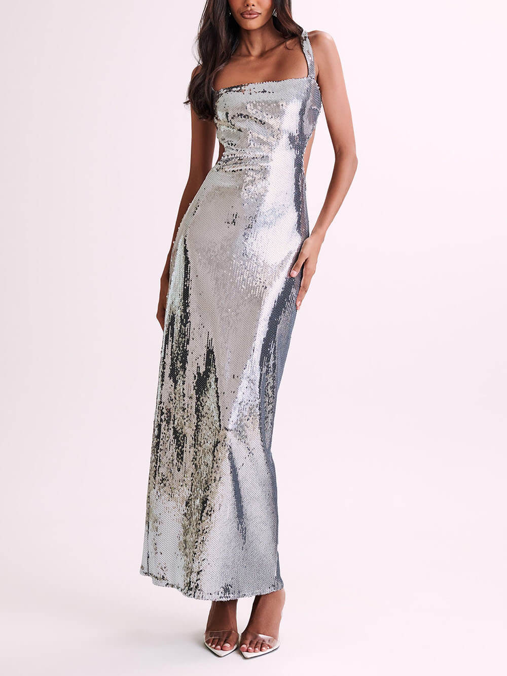 Maxikleid mit Pailletten und Cut-Out