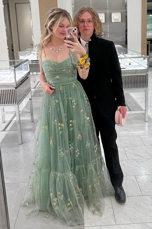 Roycebridal Rowan | Vestido de fiesta largo con escote en forma de corazón y bordado