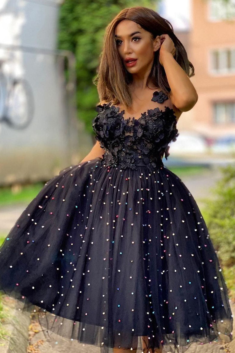 A-Linien-Heimkehrkleid aus Tüll mit Perlen und Blumen