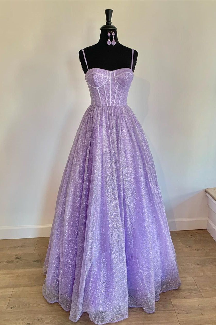 Vestido formal largo con tirantes lavanda y corte A