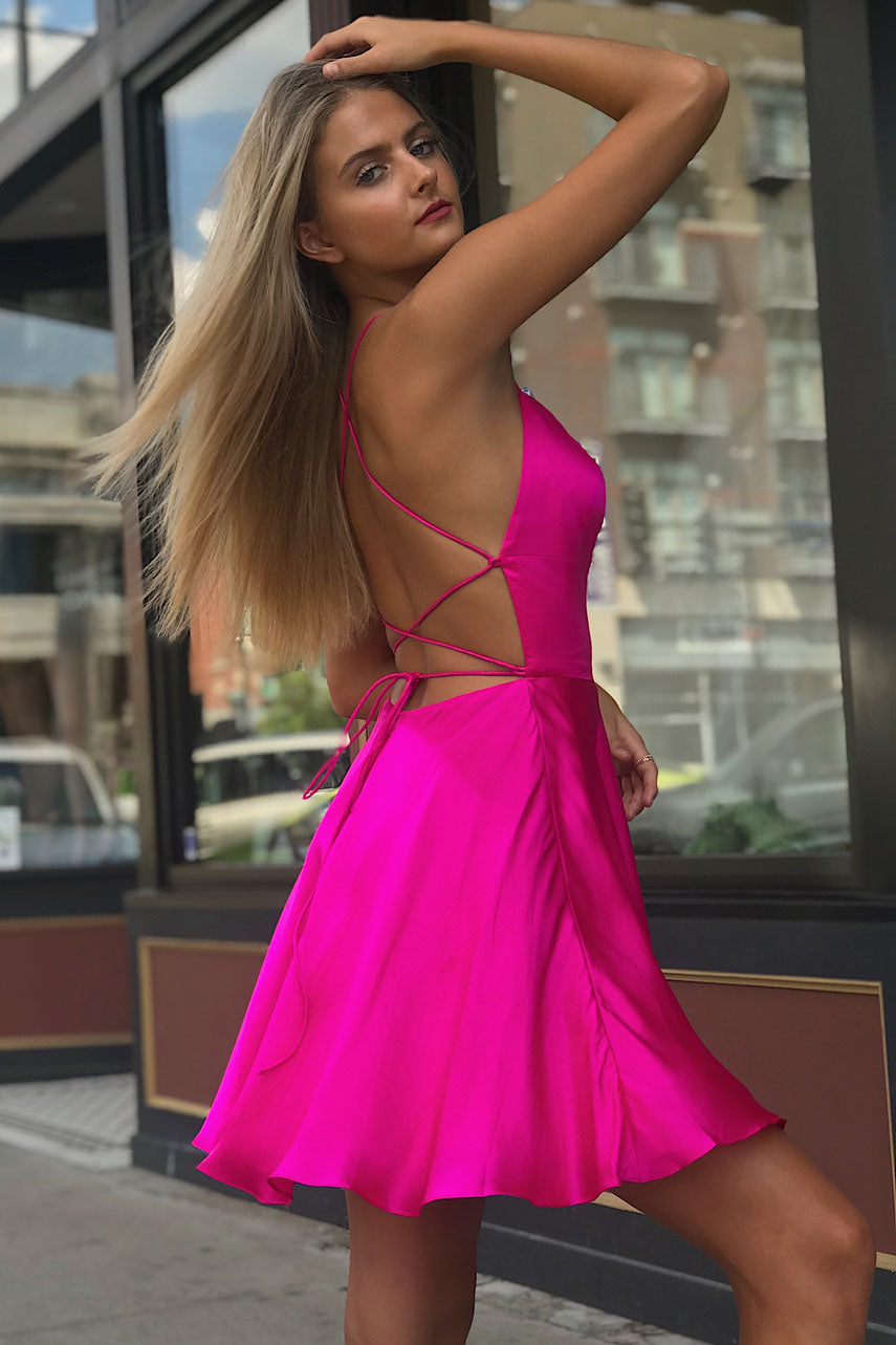 A-Linie Spaghettiträger Satin Homecoming Kleid