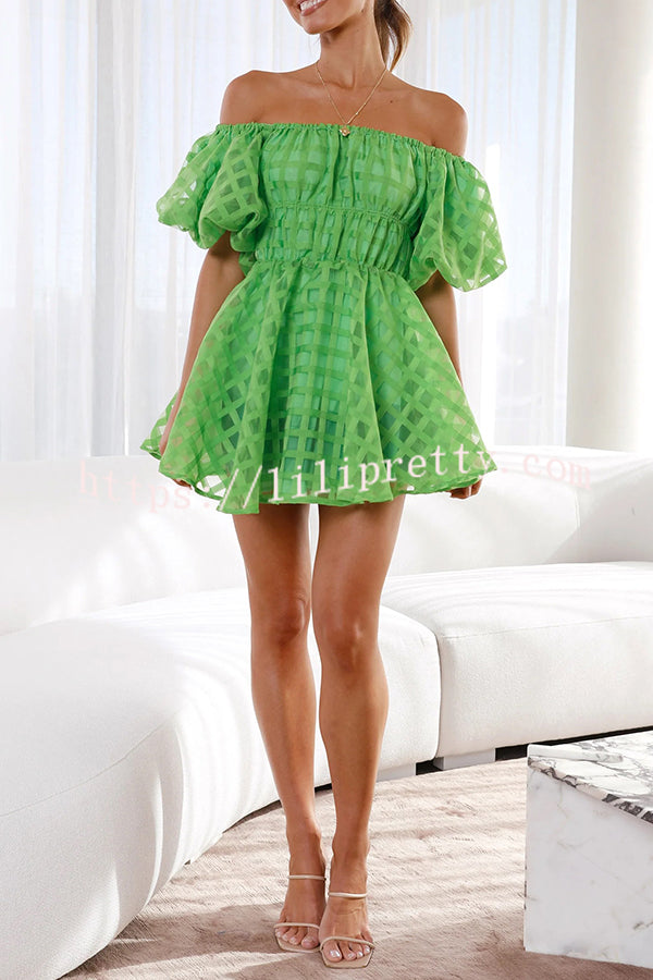 Barbie Night Square – Minikleid aus gemustertem Stoff mit Puffärmeln und elastischer Taille