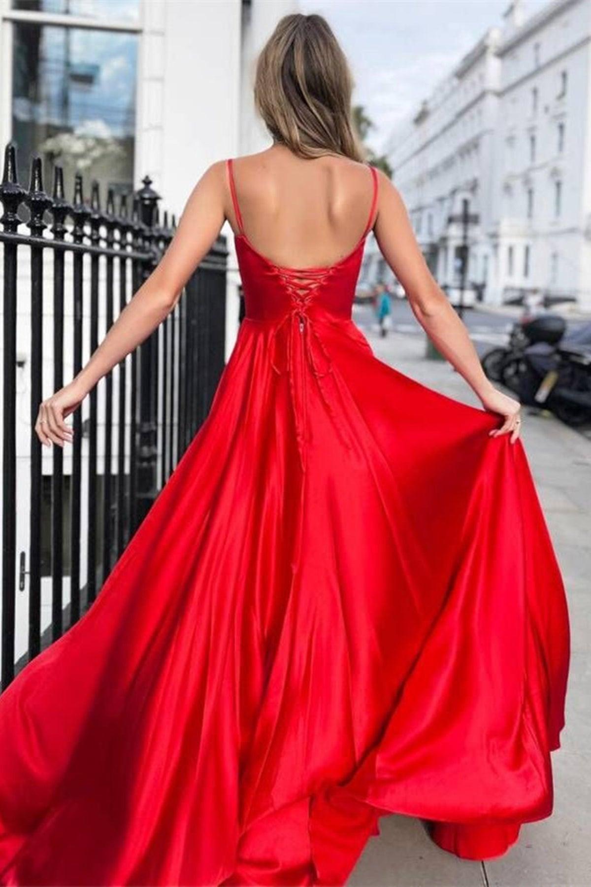 Vestido de fiesta largo de satén con escote redondo y tirantes finos