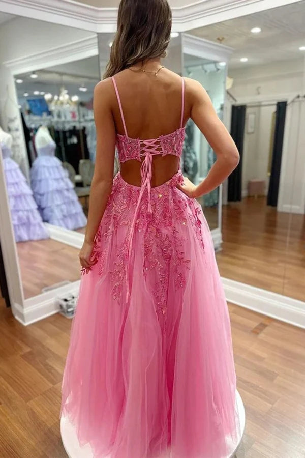 Vestido de fiesta largo de encaje rosa intenso con escote en V y abertura PSK551