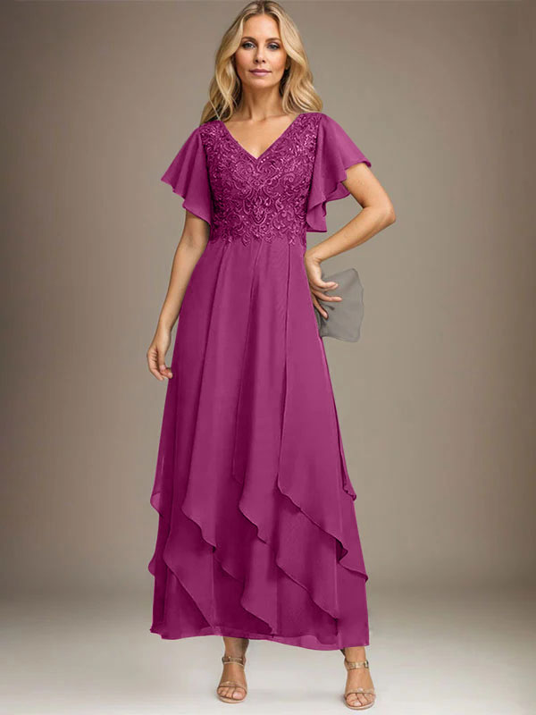 A-Linien-Kleid mit V-Ausschnitt, knöchellang, Spitzenchiffon und kaskadierenden Rüschen