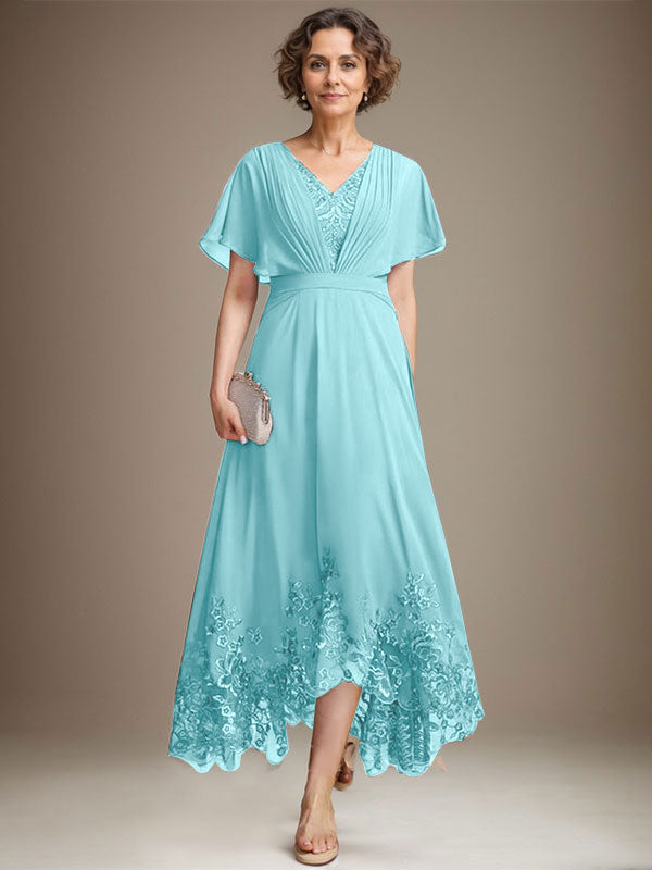 A-Linie V-Ausschnitt Asymmetrisches Spitzen-Chiffon-Kleid für die Brautmutter mit Plissee