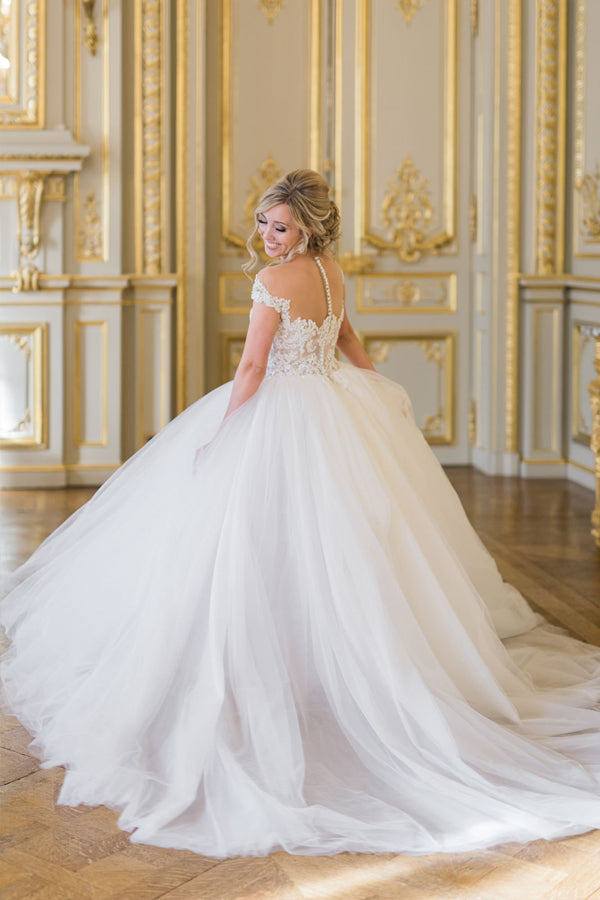 Ball Gown Elegant Cap Sleeves Lace Tulle Wedding Dress