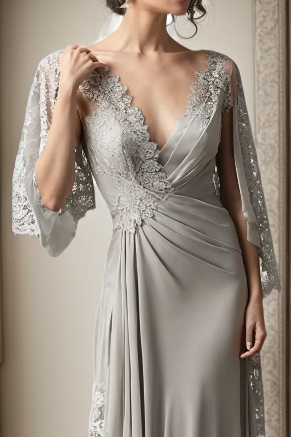 Wunderschönes langes silbernes Satin-Brautjungfernkleid mit V-Ausschnitt und Spitze