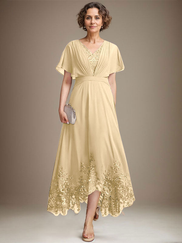 A-Linie V-Ausschnitt Asymmetrisches Spitzen-Chiffon-Kleid für die Brautmutter mit Plissee