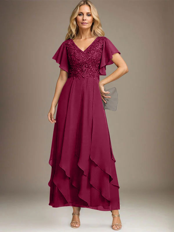 A-Linien-Kleid mit V-Ausschnitt, knöchellang, Spitzenchiffon und kaskadierenden Rüschen