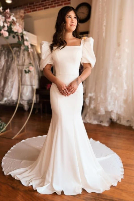 Schickes langes Meerjungfrau-Brautkleid aus Satin mit quadratischem Ausschnitt und rückenfreiem