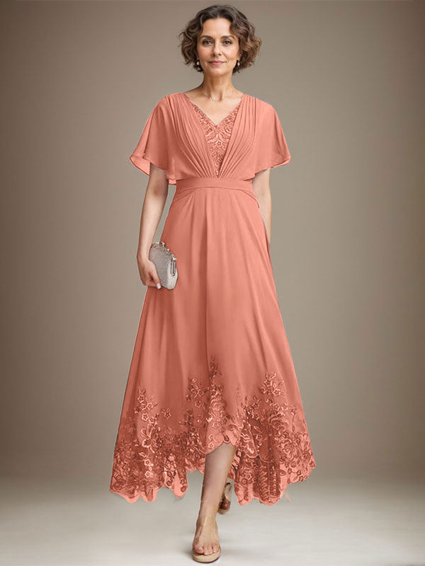 A-Linie V-Ausschnitt Asymmetrisches Spitzen-Chiffon-Kleid für die Brautmutter mit Plissee