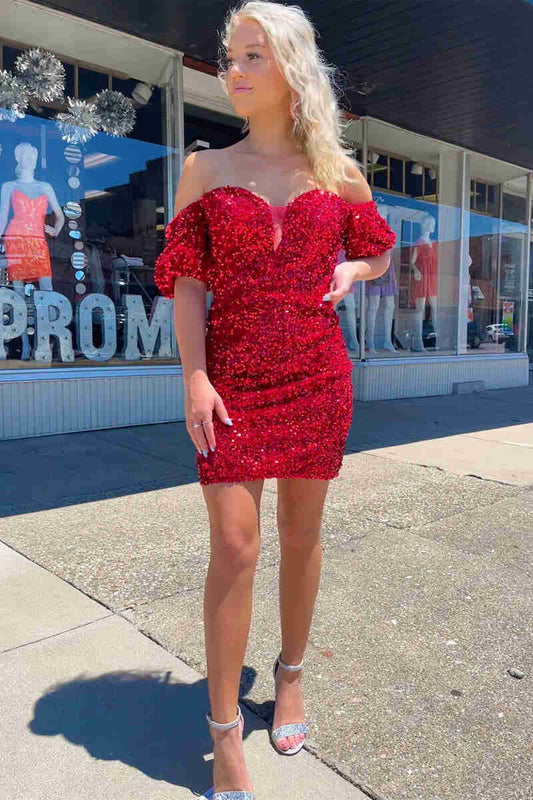 Vestido de fiesta ajustado con lentejuelas y escote en forma de corazón