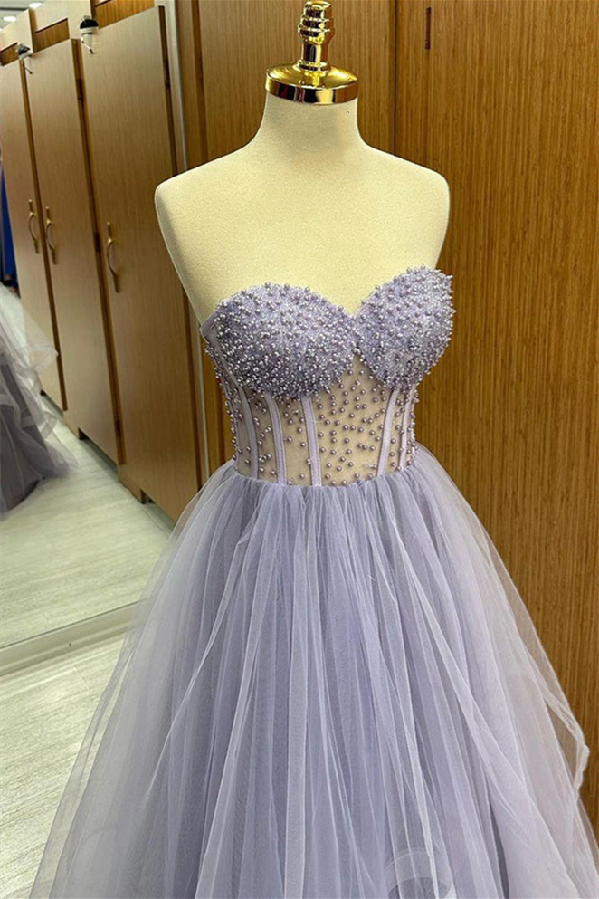 Roycebridal Brandy | Vestido de fiesta largo de tul lila sin tirantes, con volantes y cuentas