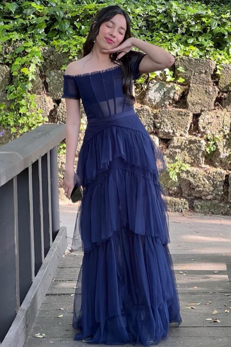 Roycebridal Wilma | Vestido de fiesta de tul negro escalonado con hombros descubiertos