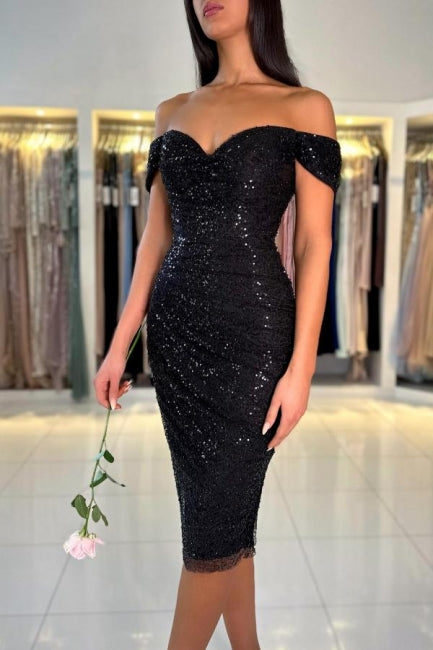Wunderschöne kurze schwarze schulterfreie Cocktailkleider mit Glitzer