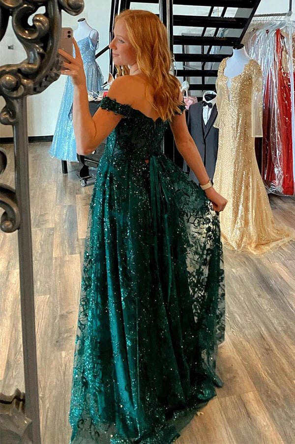 Vestidos de fiesta con apliques de encaje, hombros descubiertos y corte A de tul con abertura
