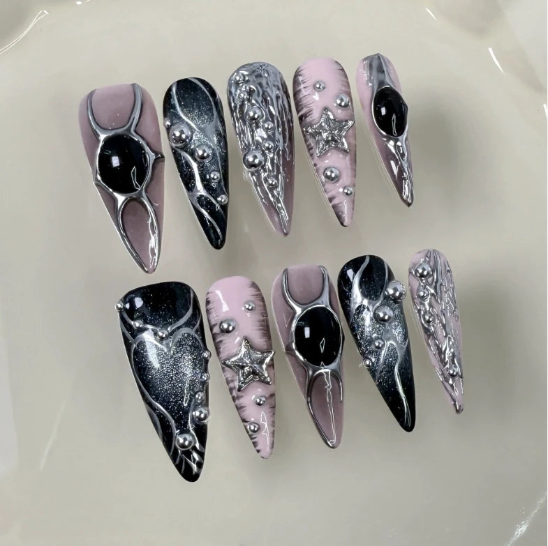 Pegatinas para uñas cortas con diseño de mariposa de metal irregular hechas a mano