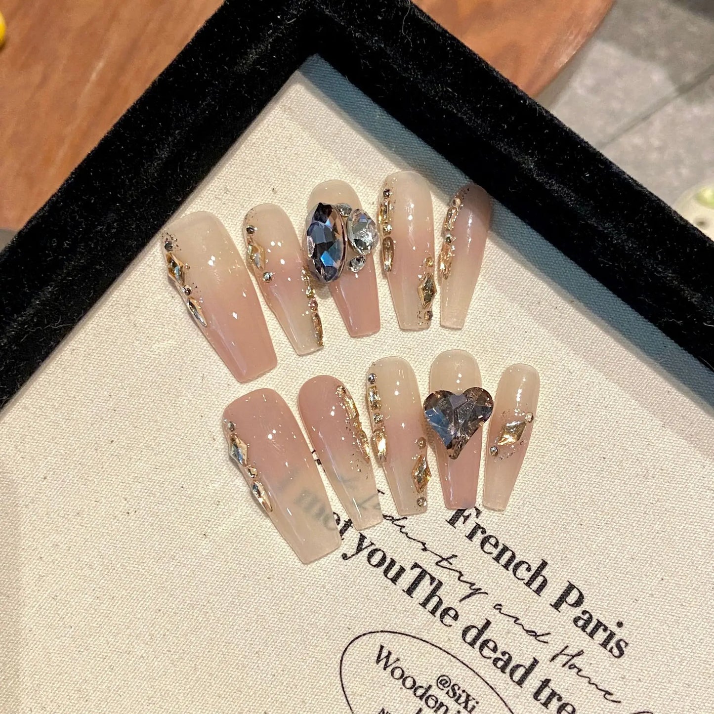 Nuevas uñas postizas desmontables extra largas con degradado, hechas a mano, con diamantes de imitación color piel, de lujo.