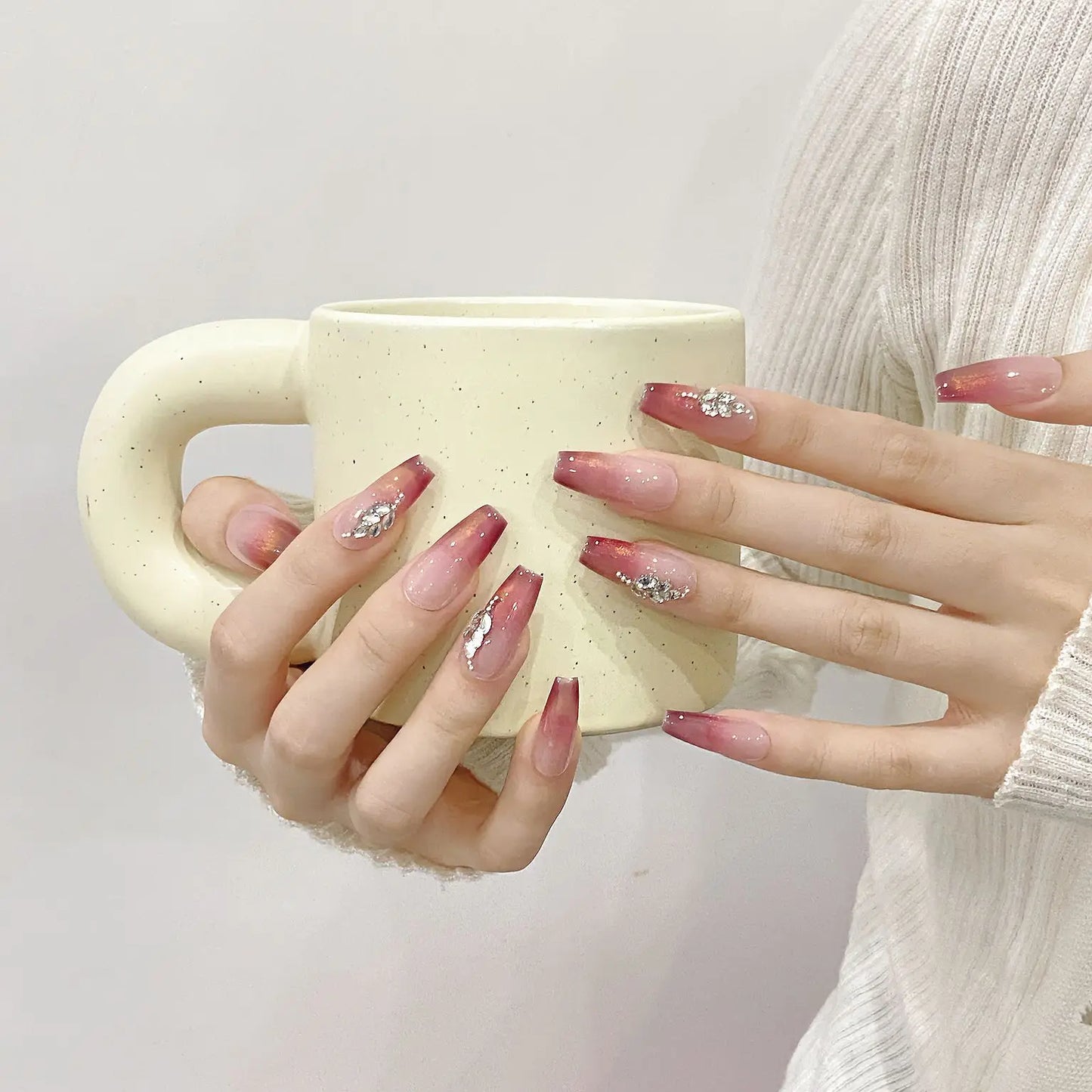 Uñas postizas francesas reutilizables de alta calidad, hermosas y de lujo, hechas a mano con purpurina.
